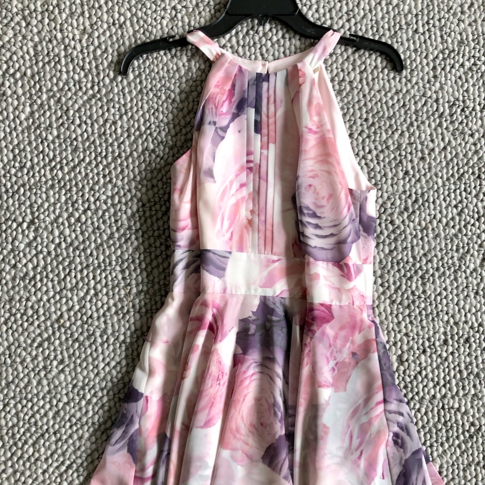 Eliza J Size 4 Flowing Floral Dress